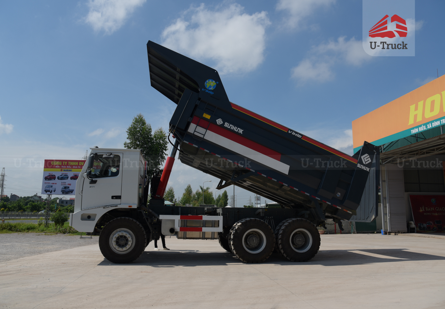 Xe ben mỏ HW7D 371 6X4 thùng đúc