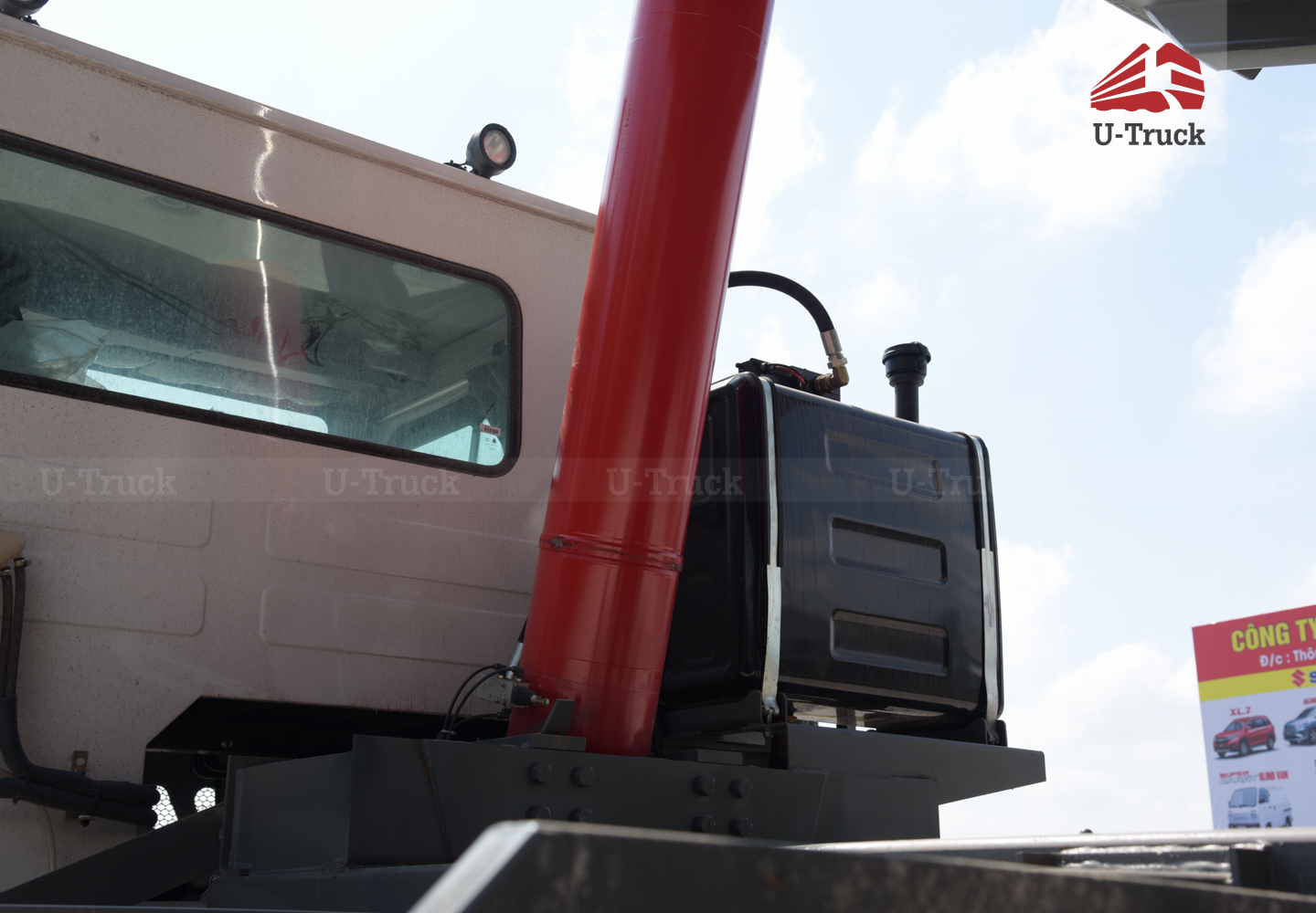 Xe ben mỏ HW7D 371 6X4 thùng đúc