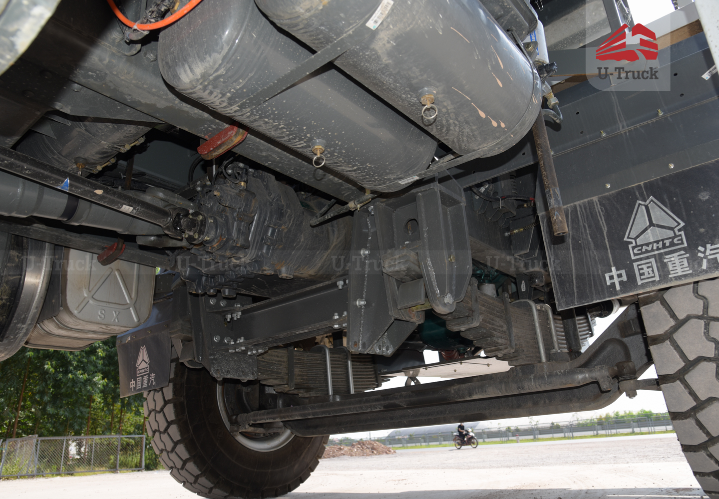 Xe ben mỏ HW7D 371 6X4 thùng đúc