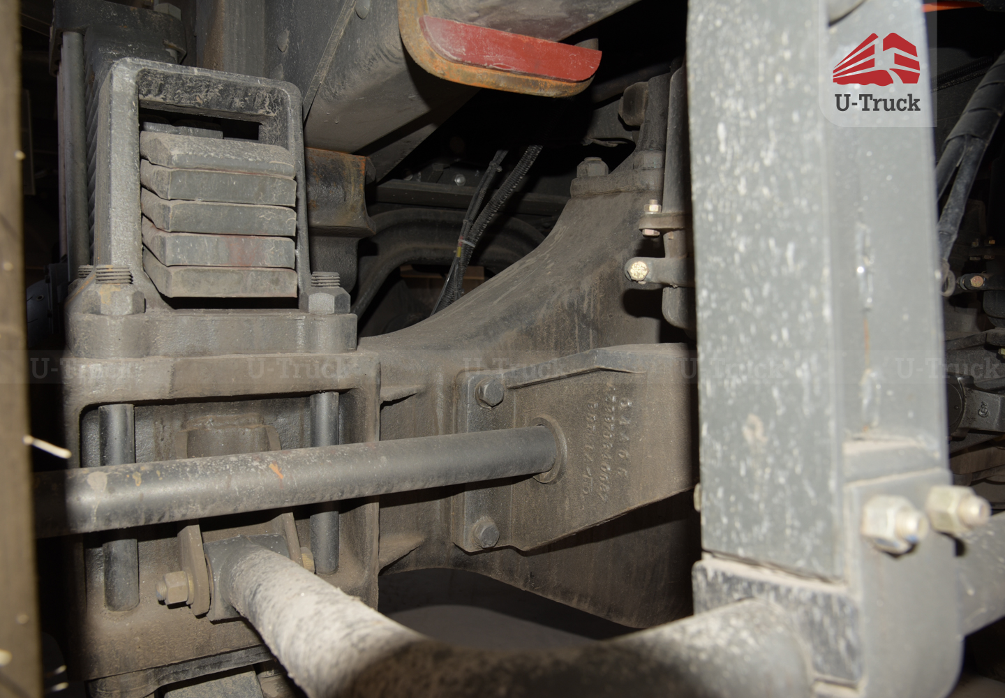 Xe ben mỏ HW7D 371 6X4 thùng đúc