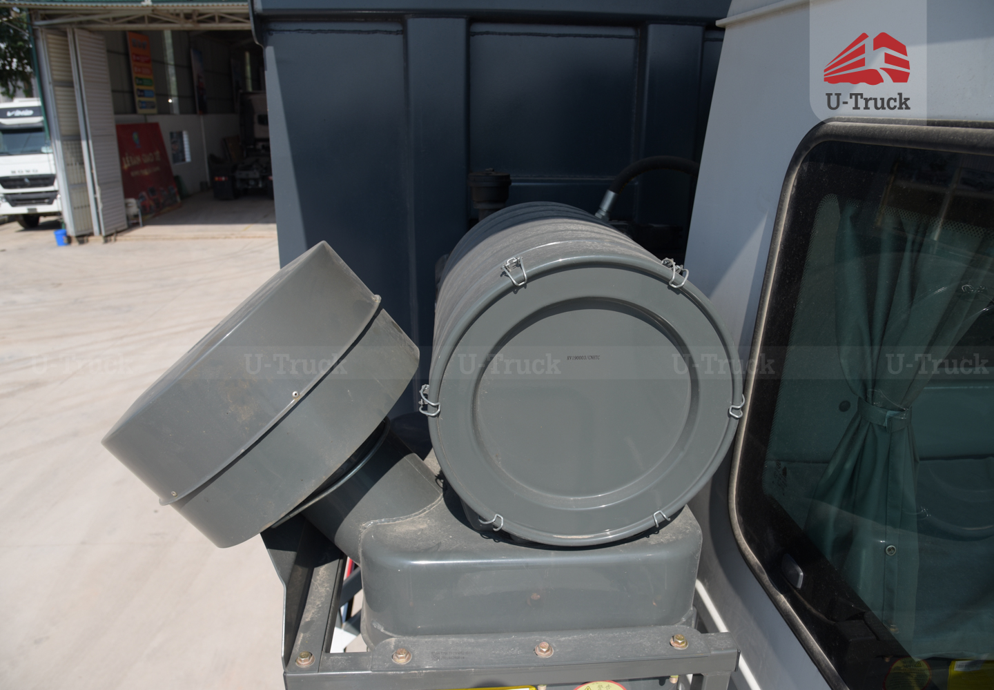 Xe ben mỏ HW7D 371 6X4 thùng đúc