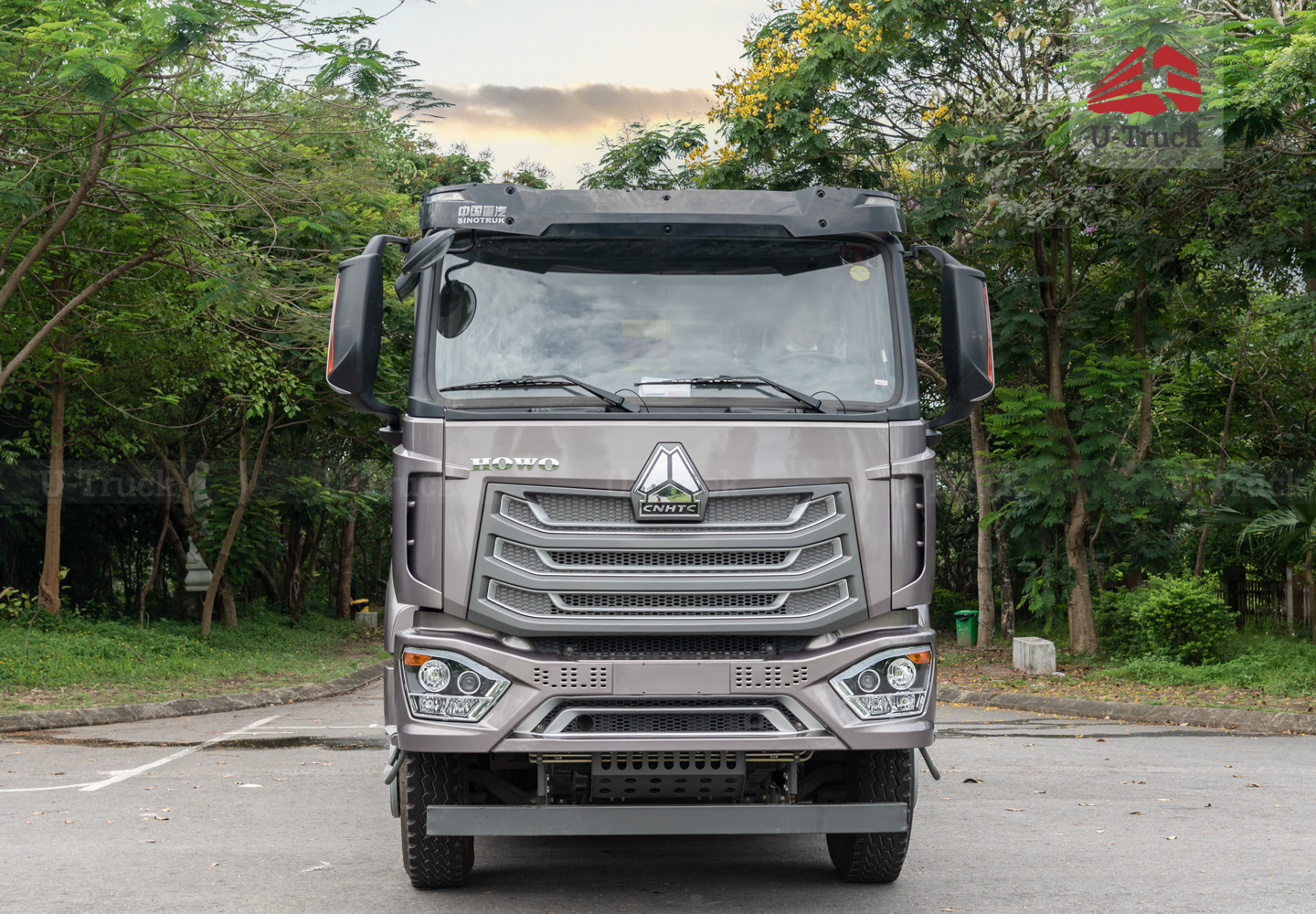 Xe ben HOWO NX 350 6X4 Thùng đúc