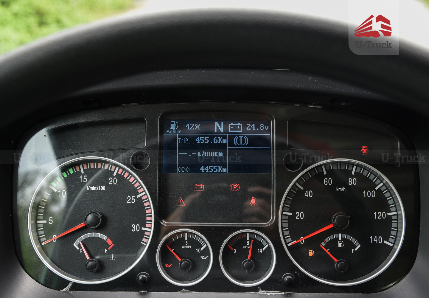 Xe ben HOWO NX 350 6X4 Thùng đúc