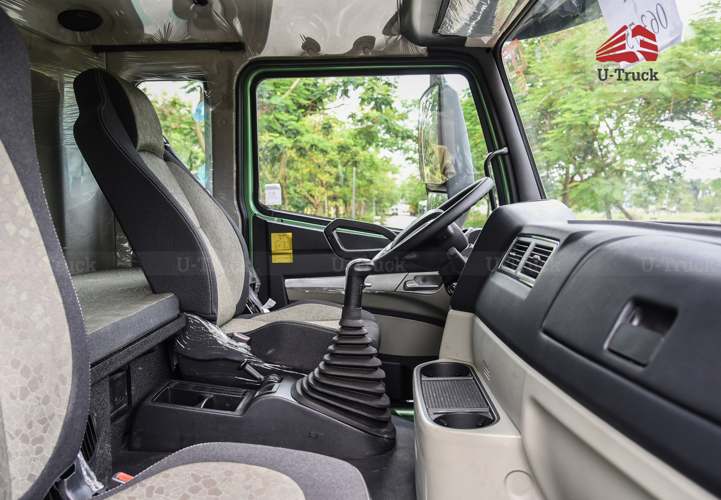 Xe ben HOWO NX 350 6X4 Thùng đúc