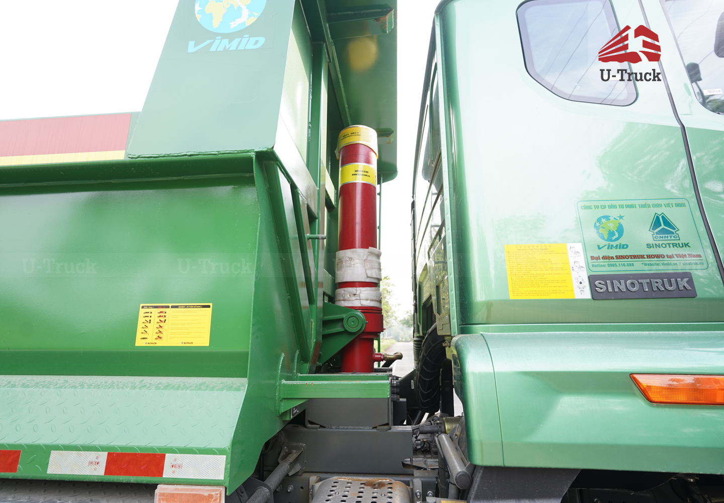 Xe ben HOWO NX 350 8×4 thùng đúc