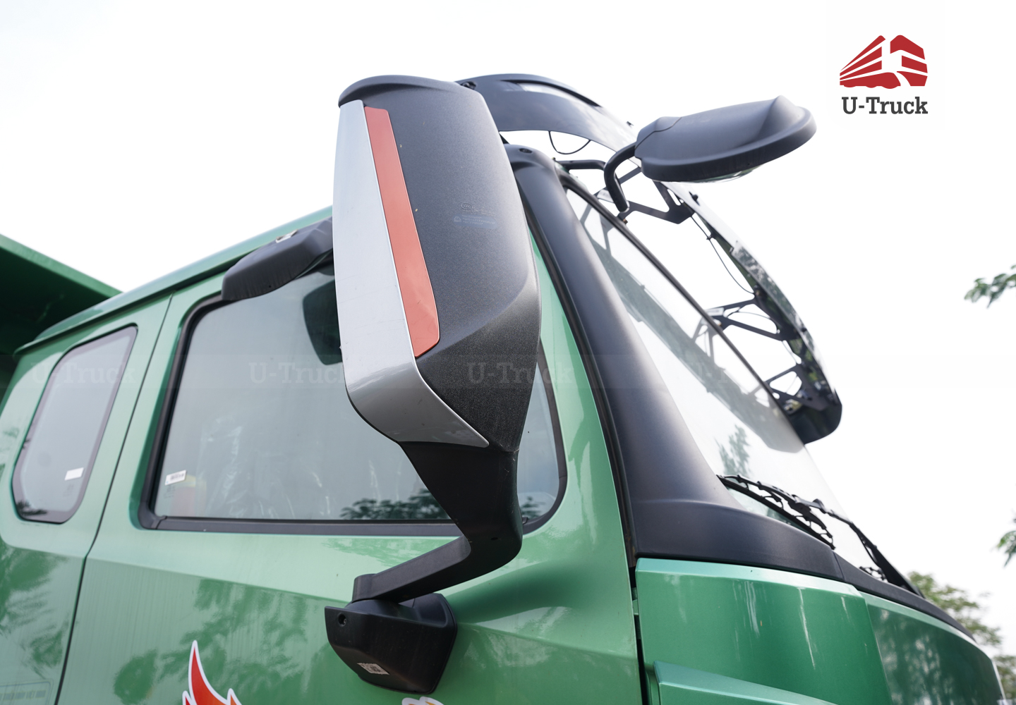 Xe ben HOWO NX 350 8×4 thùng đúc