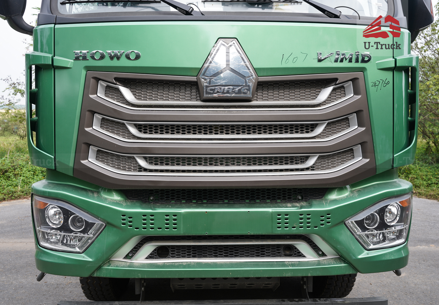 Xe ben HOWO NX 350 8×4 thùng đúc