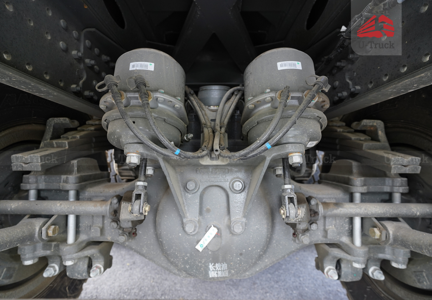 Xe ben HOWO NX 350 8×4 thùng đúc