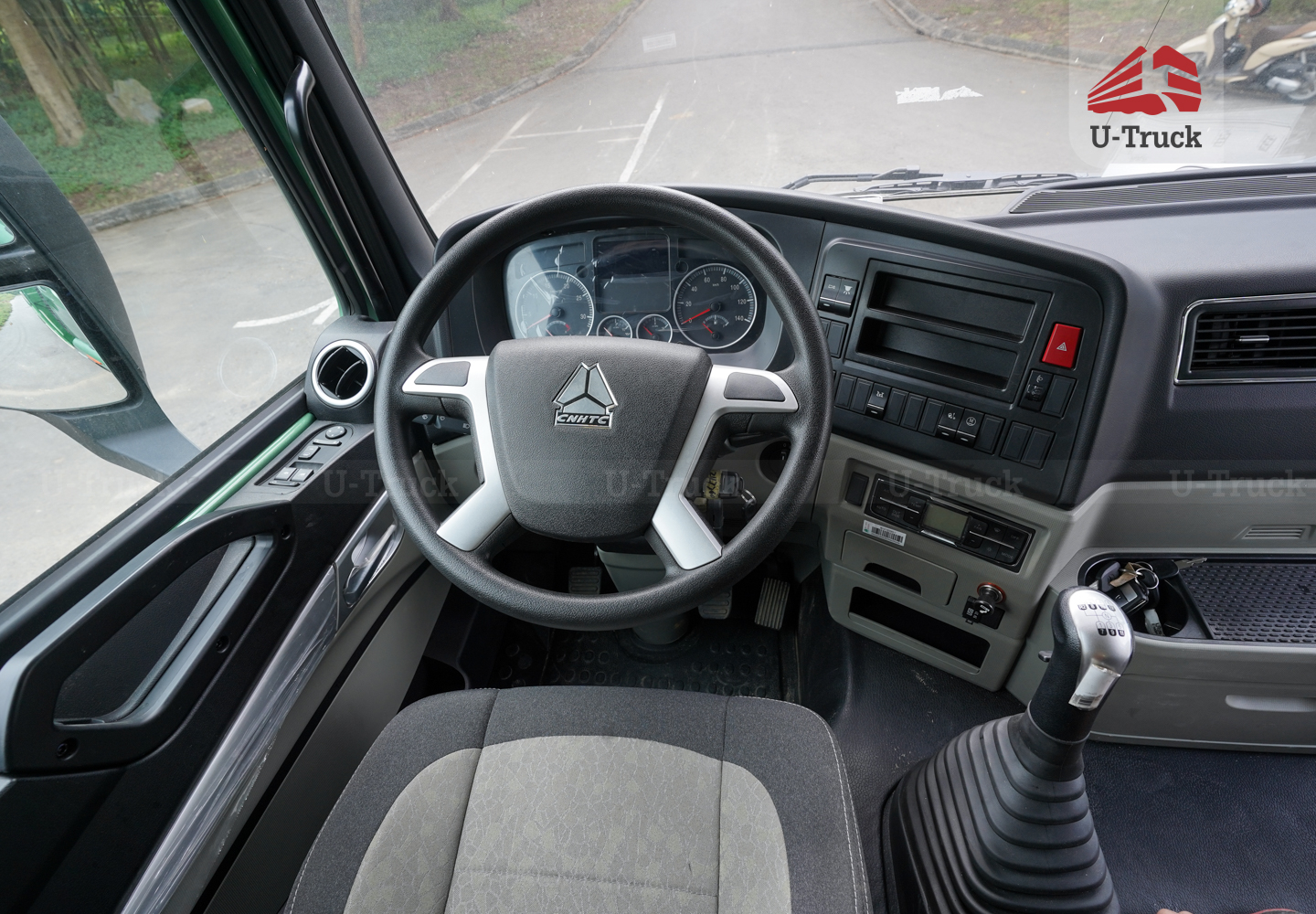 Xe ben HOWO NX 350 8×4 thùng đúc