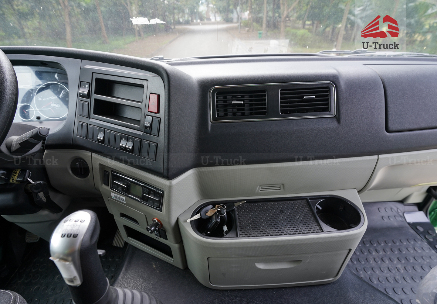 Xe ben HOWO NX 350 8×4 thùng đúc