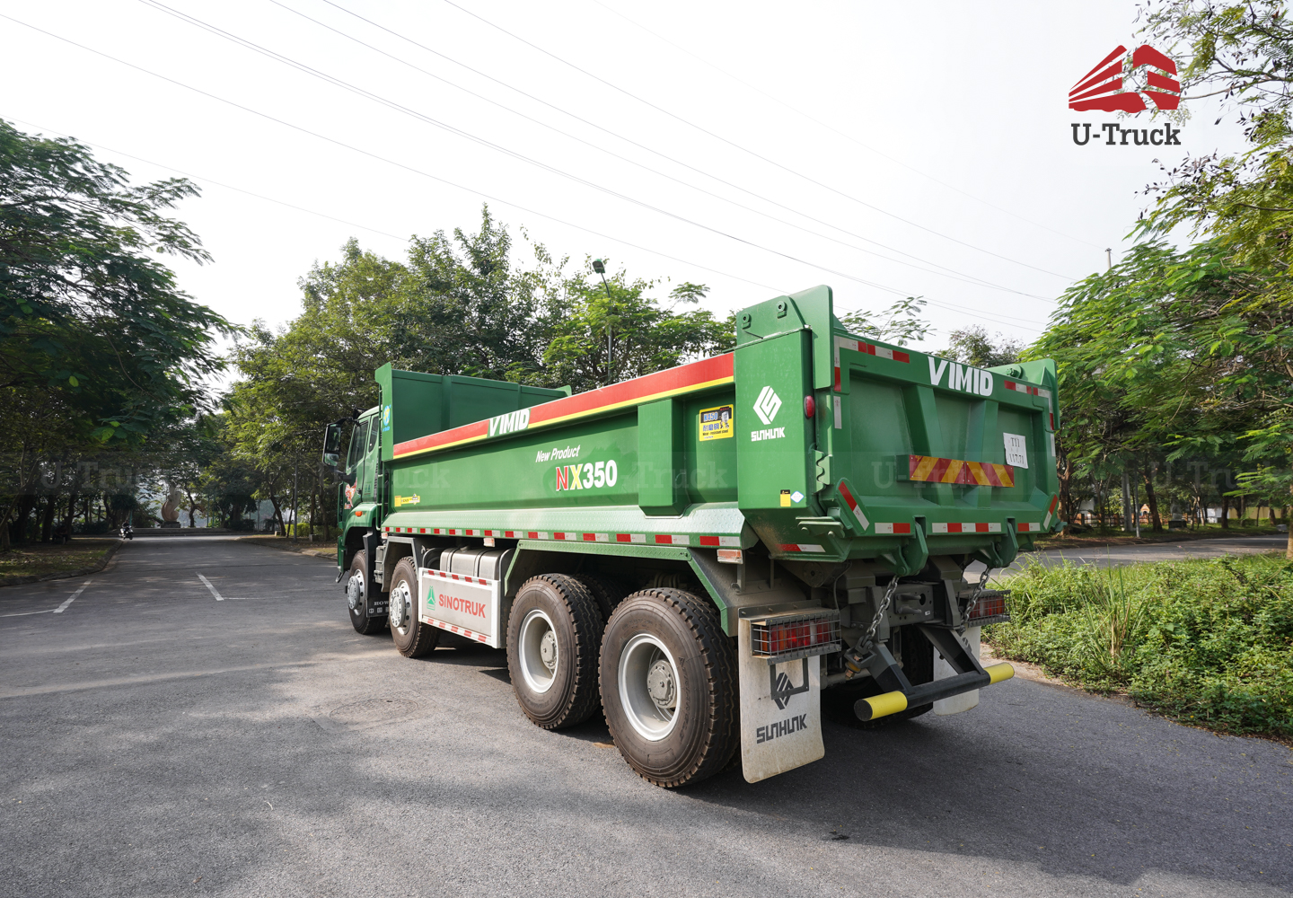 Xe ben HOWO NX 350 8×4 thùng đúc