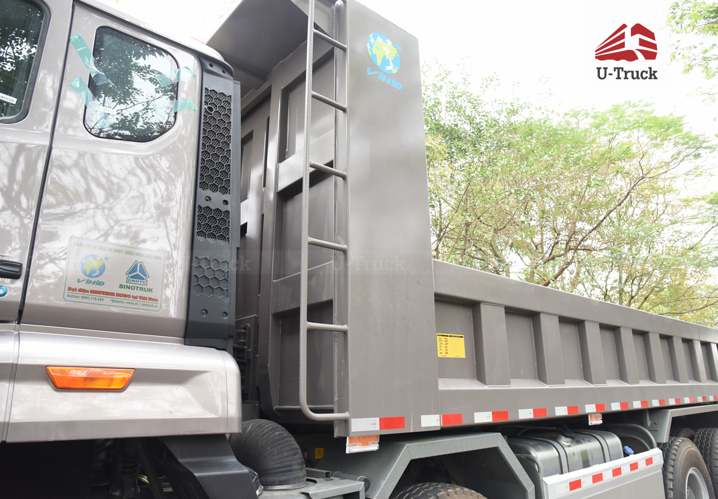 Xe ben HOWO NX400 8×4 thùng vuông