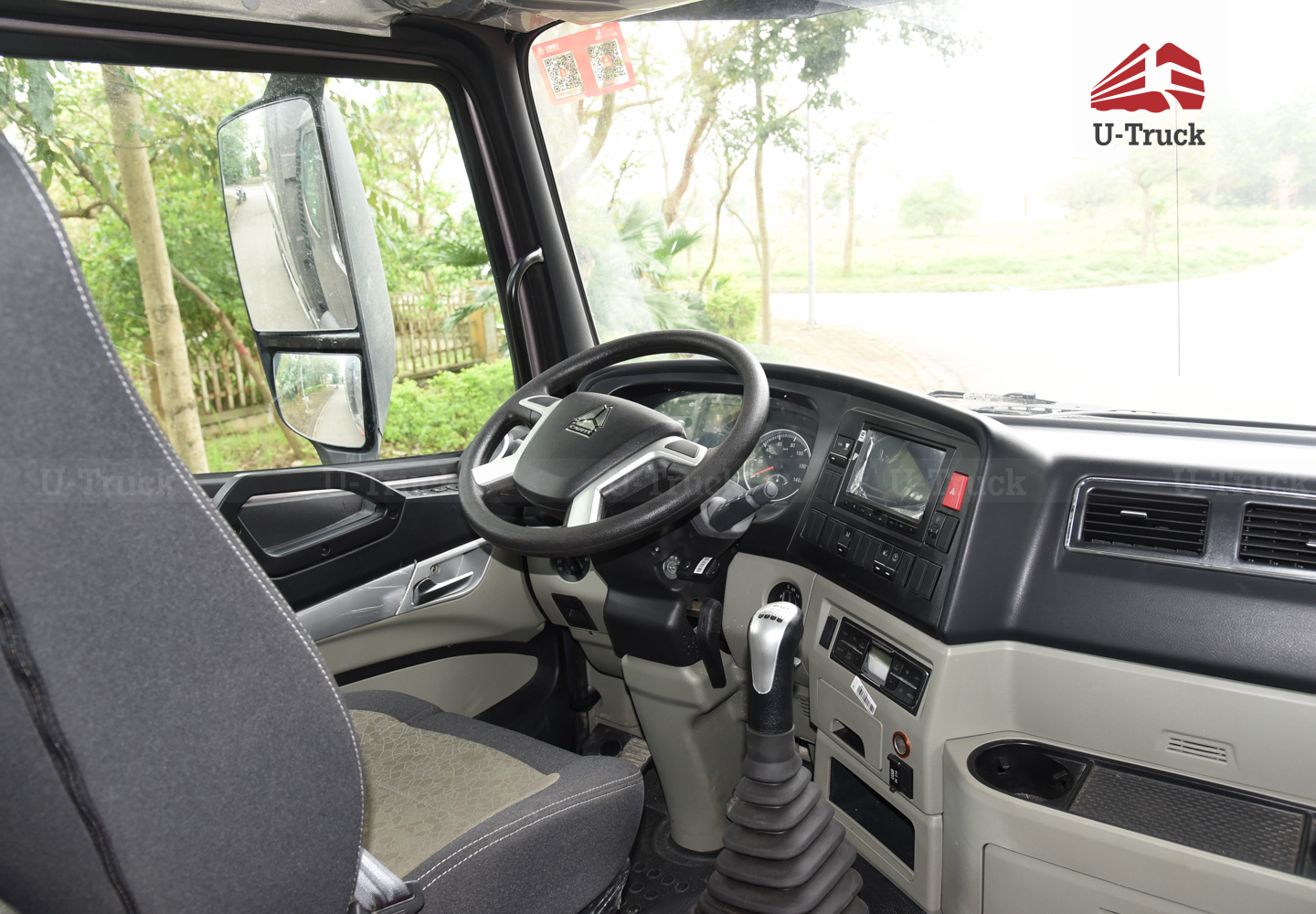 Xe ben HOWO NX400 8×4 thùng vuông