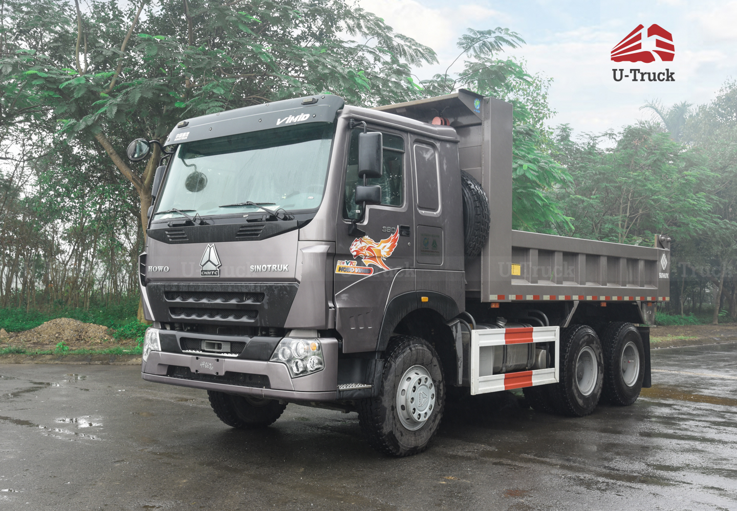 Xe ben HOWO V7G 6×4 thùng vuông