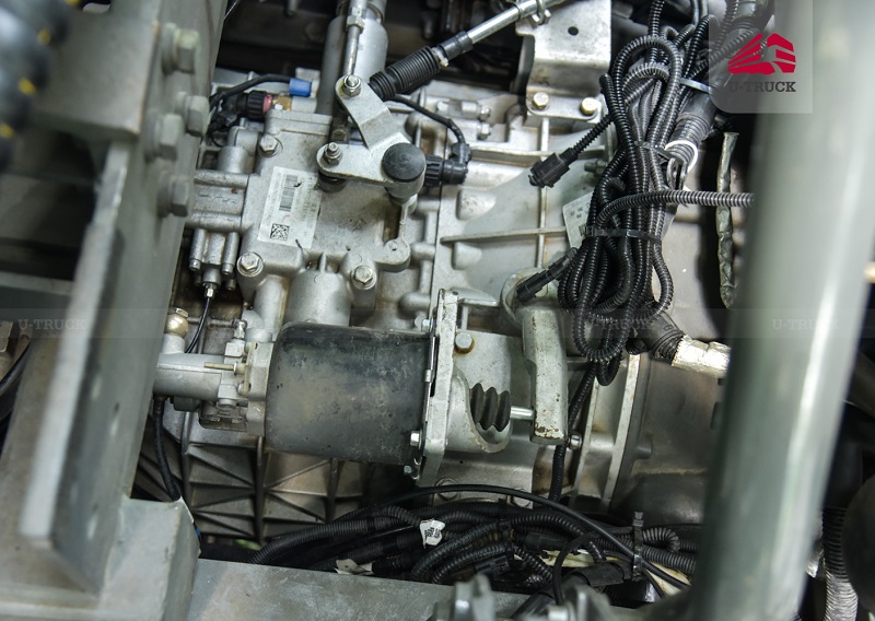 Xe ben HOWO V7X 350 8×4 Thùng Đúc