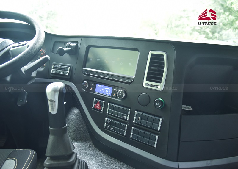 Xe ben HOWO V7X 350 8×4 Thùng Đúc