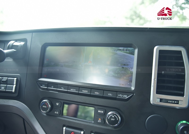 Xe ben HOWO V7X 350 8×4 Thùng Đúc