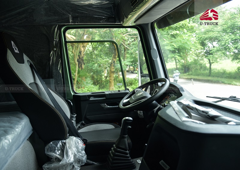 Xe ben HOWO V7X 350 8×4 Thùng Đúc