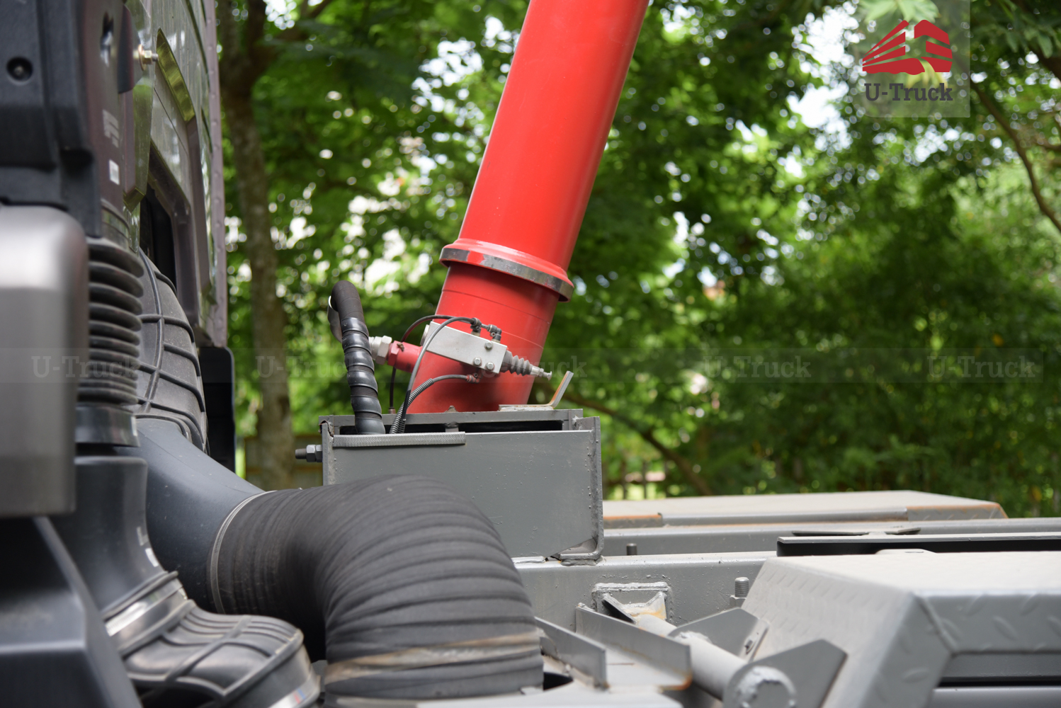 Xe ben HOWO MAN VX350 8×4 thùng đúc