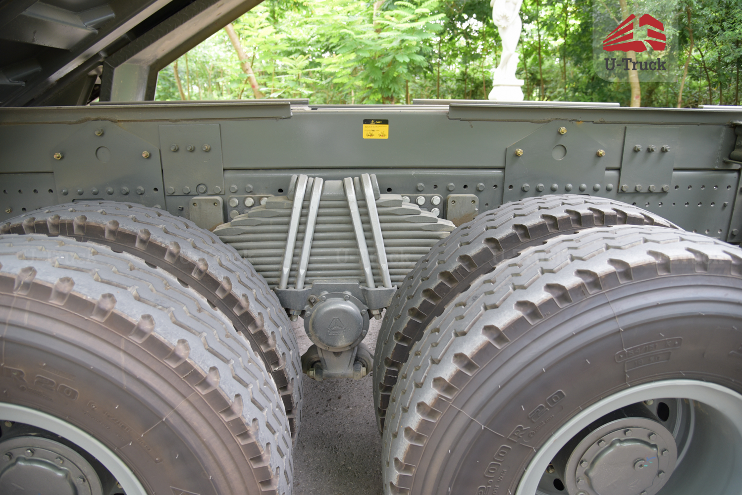 Xe ben HOWO MAN VX350 8×4 thùng đúc