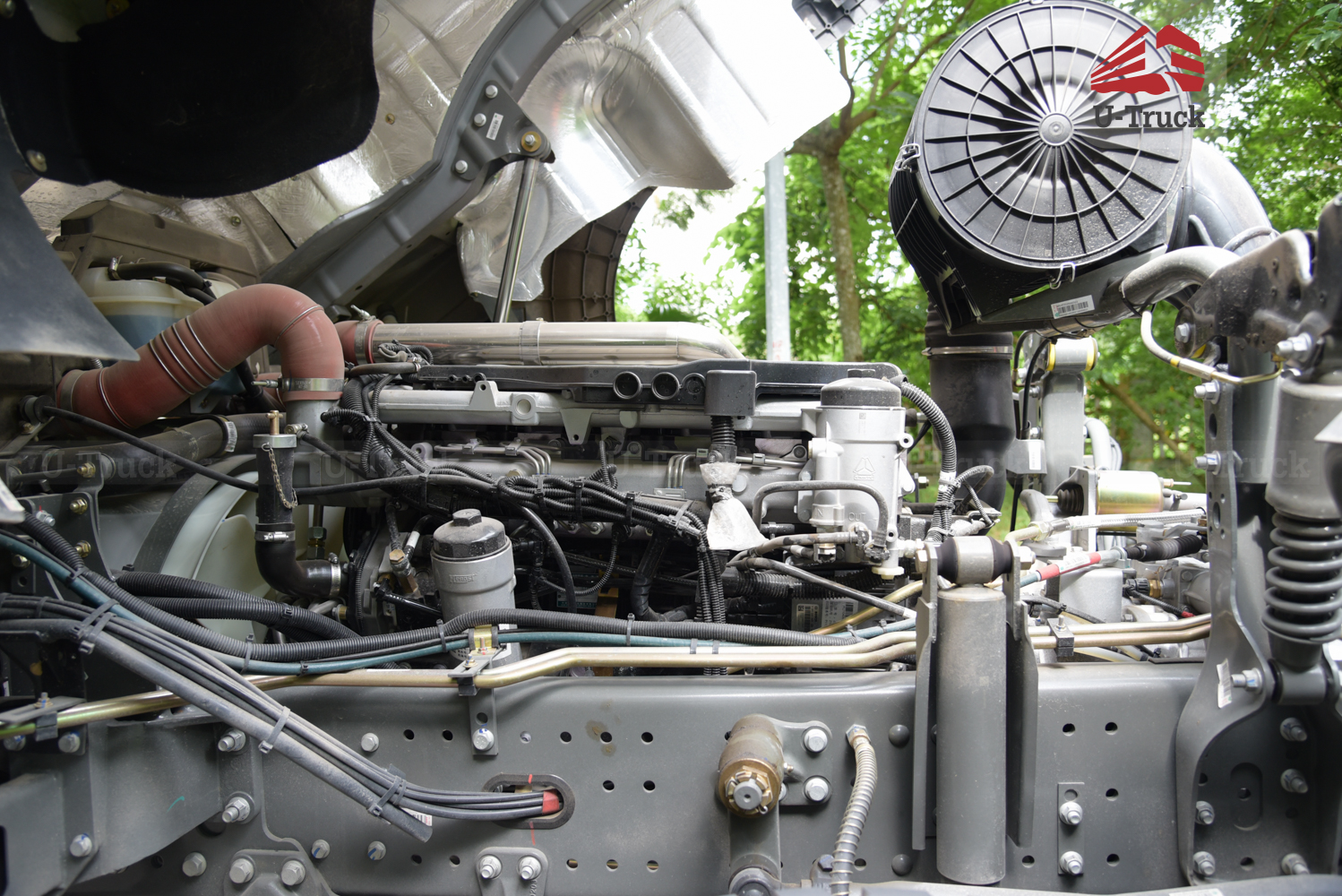 Xe ben HOWO MAN VX350 8×4 thùng đúc