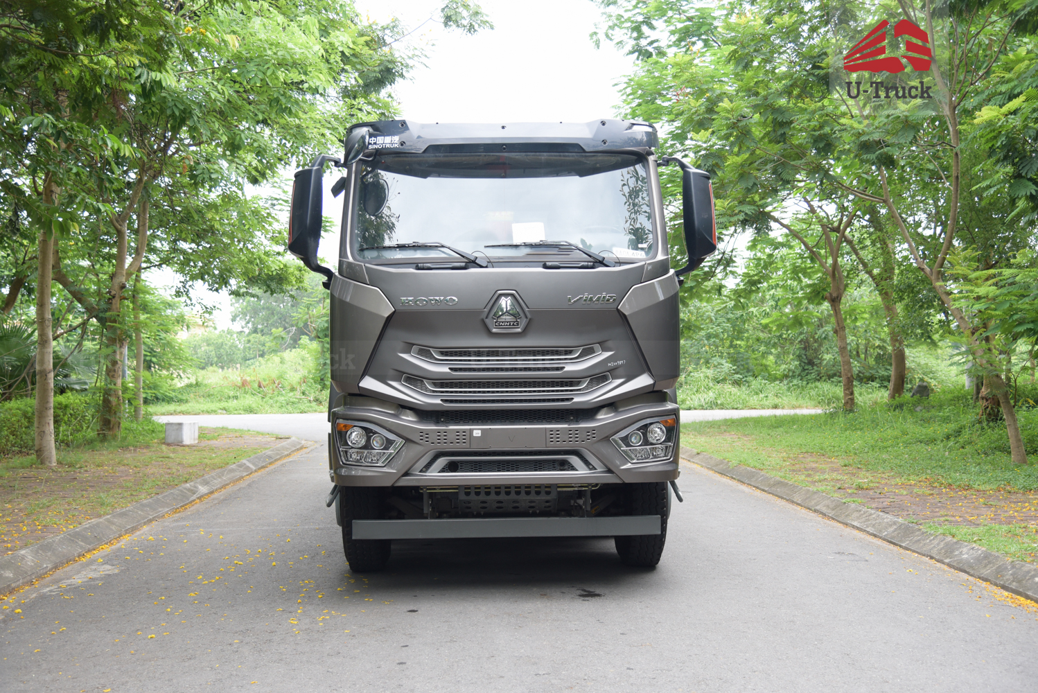 Xe ben HOWO MAN VX350 8×4 thùng đúc