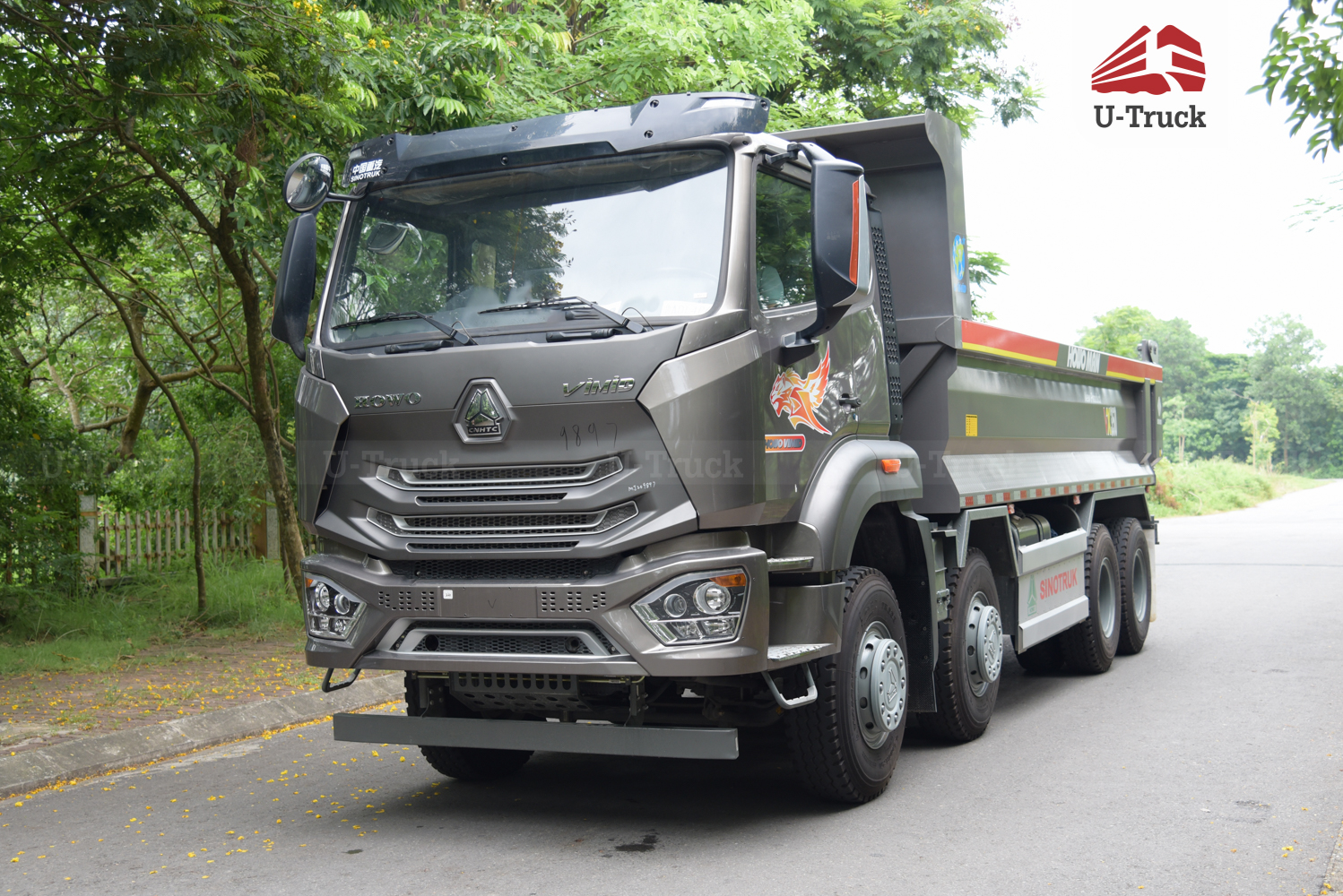 Xe ben HOWO MAN VX350 8×4 thùng đúc