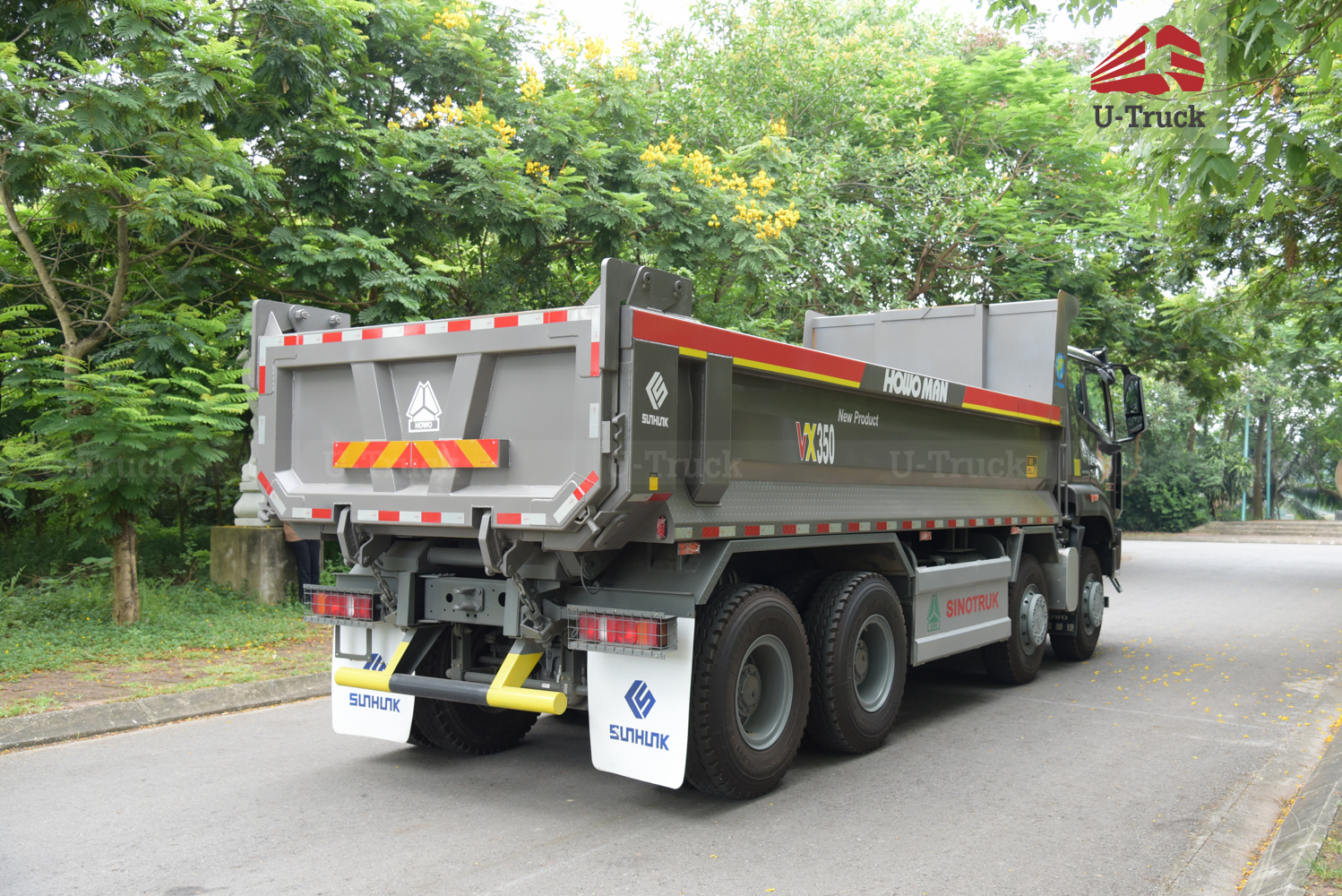 Xe ben HOWO MAN VX350 8×4 thùng đúc