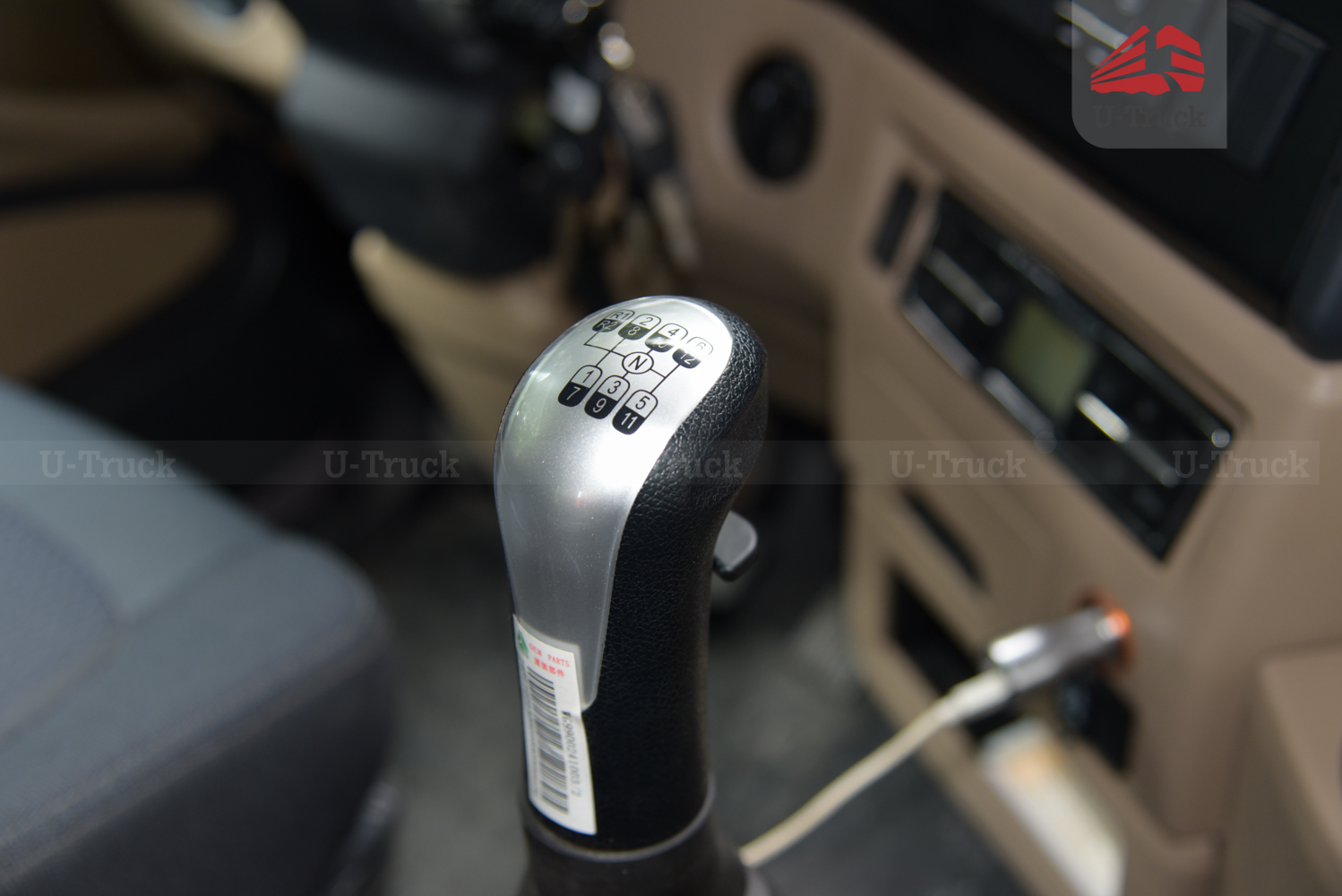 Xe ben HOWO MAN VX350 8×4 thùng đúc