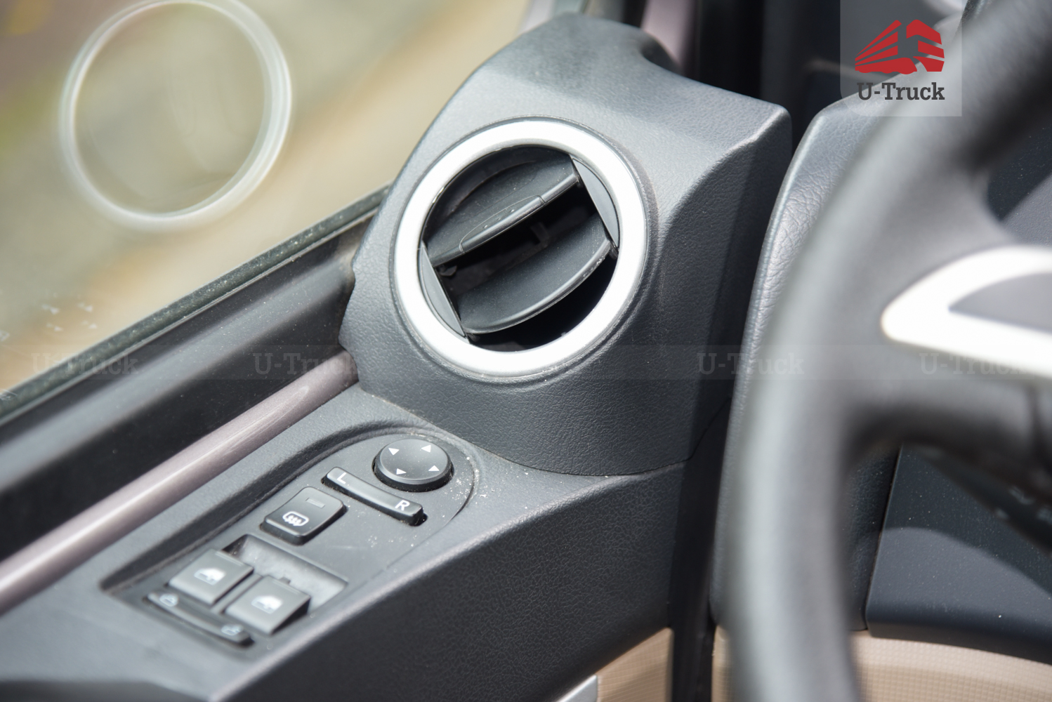 Xe ben HOWO MAN VX350 8×4 thùng đúc