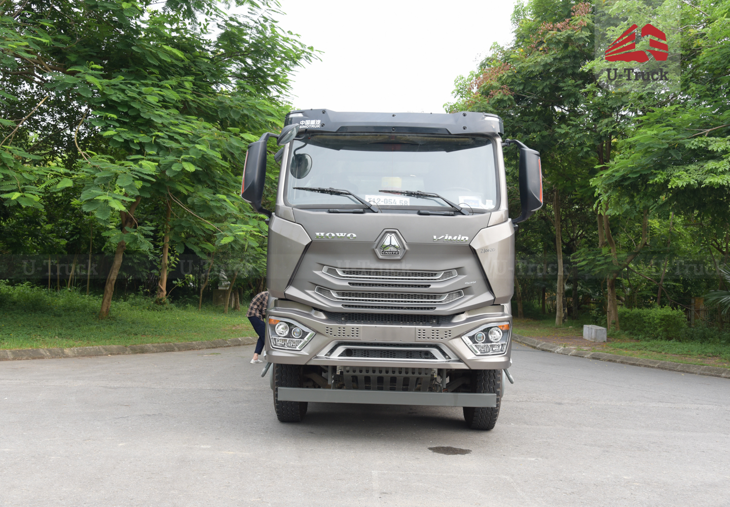 Xe ben HOWO MAN VX400 8×4 thùng đúc