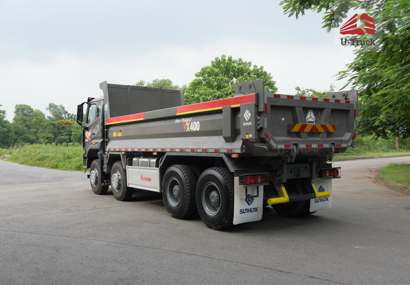 Xe ben HOWO MAN VX400 8×4 thùng đúc