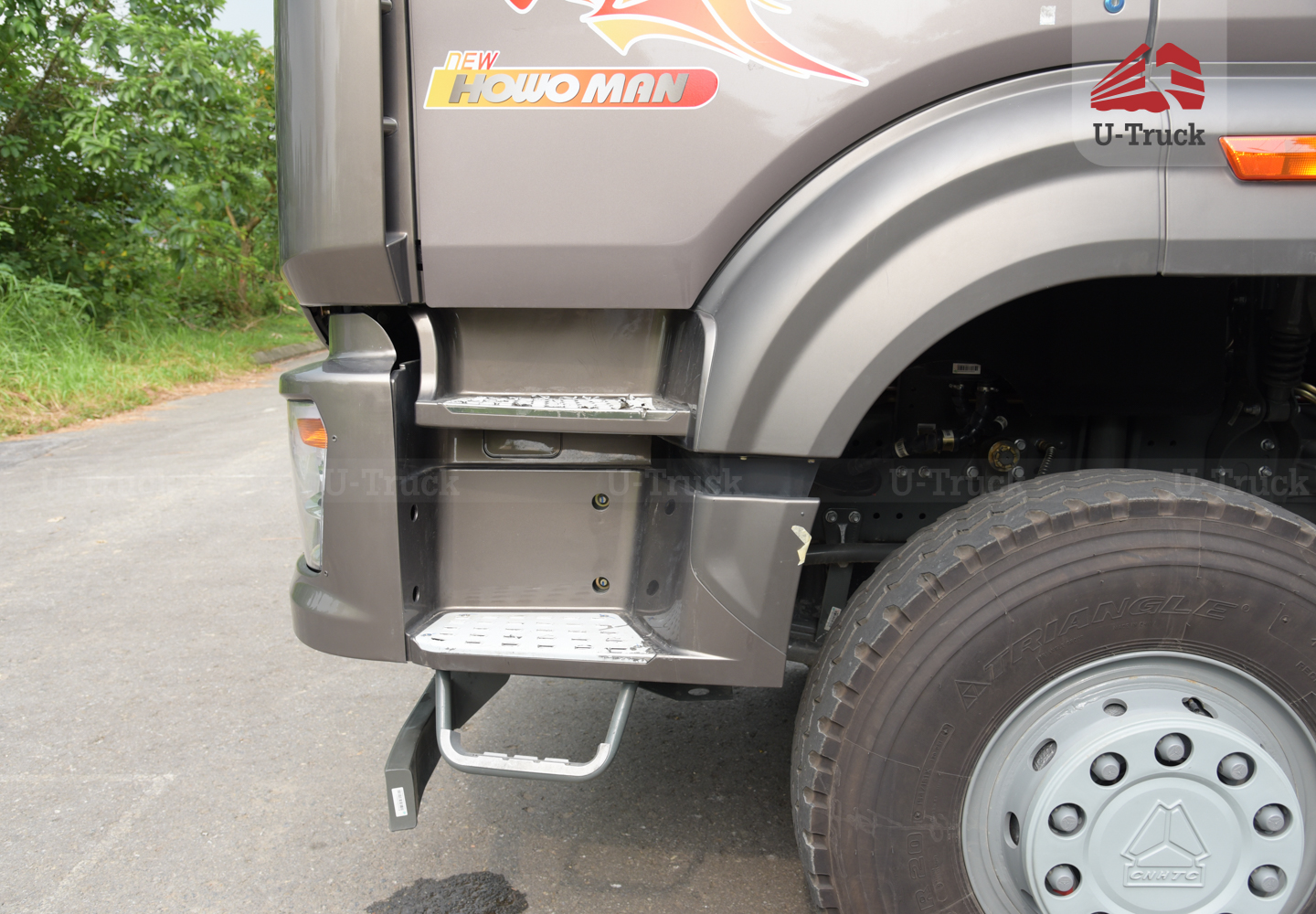 Xe ben HOWO MAN VX400 8×4 thùng đúc