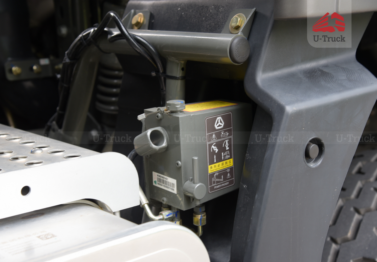 Xe ben HOWO MAN VX400 8×4 thùng đúc