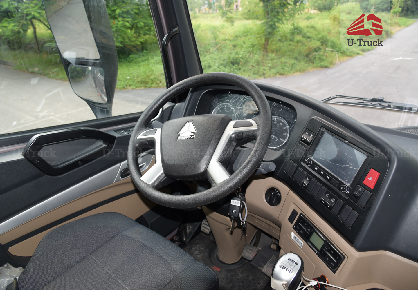 Xe ben HOWO MAN VX400 8×4 thùng đúc