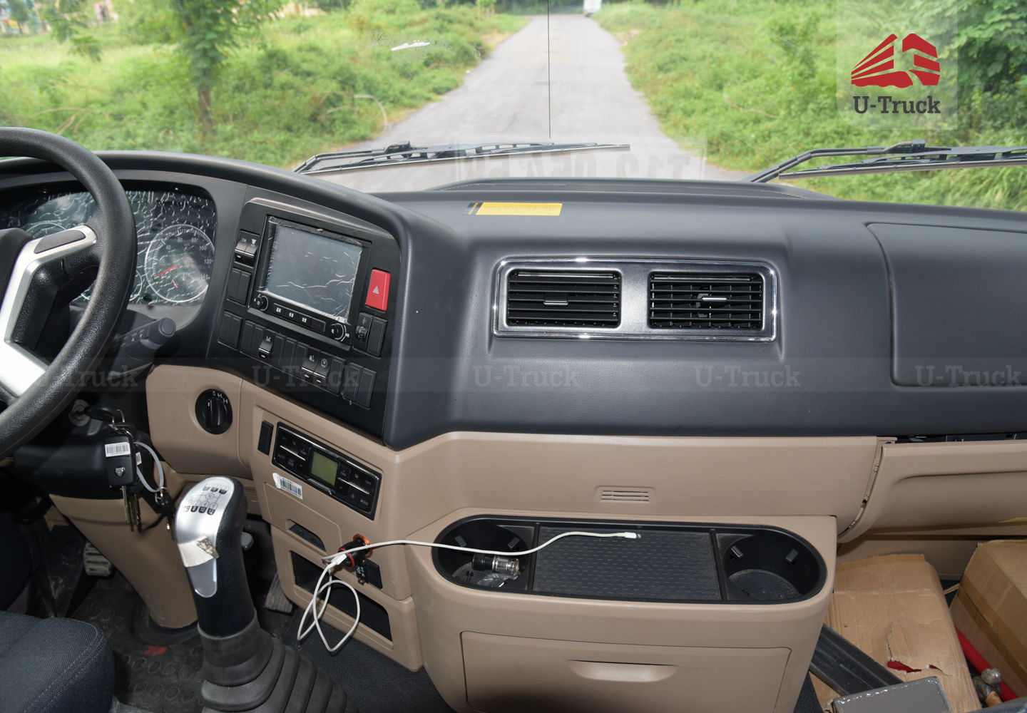 Xe ben HOWO MAN VX400 8×4 thùng đúc