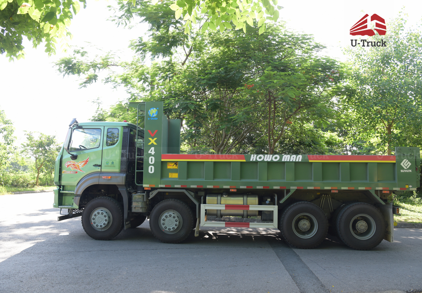 Xe ben HOWO VX400 8×4 thùng vuông