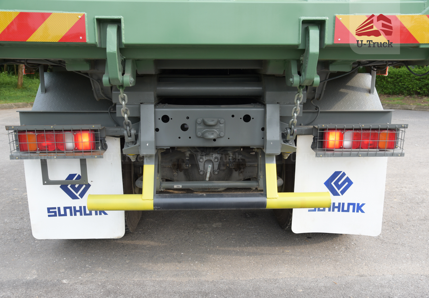 Xe ben HOWO VX400 8×4 thùng vuông