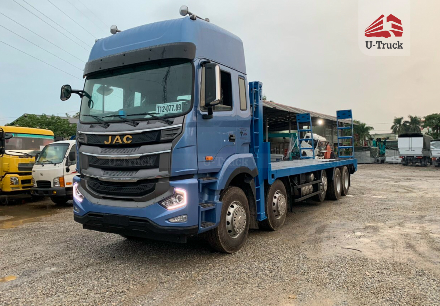 Xe chở máy chuyên dùng JAC A5 10×4