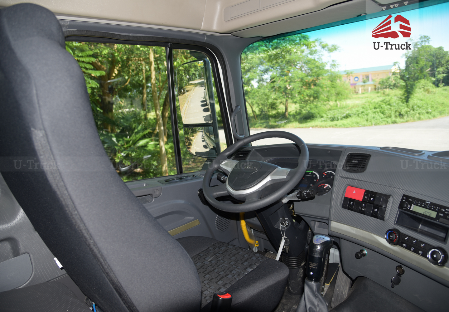 Xe chở máy chuyên dùng JAC A5 10×4