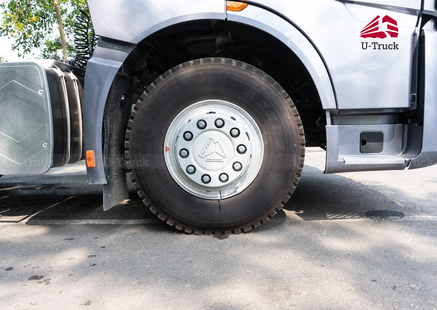 Xe đầu kéo HOWO TH7 LX 460 cầu dầu