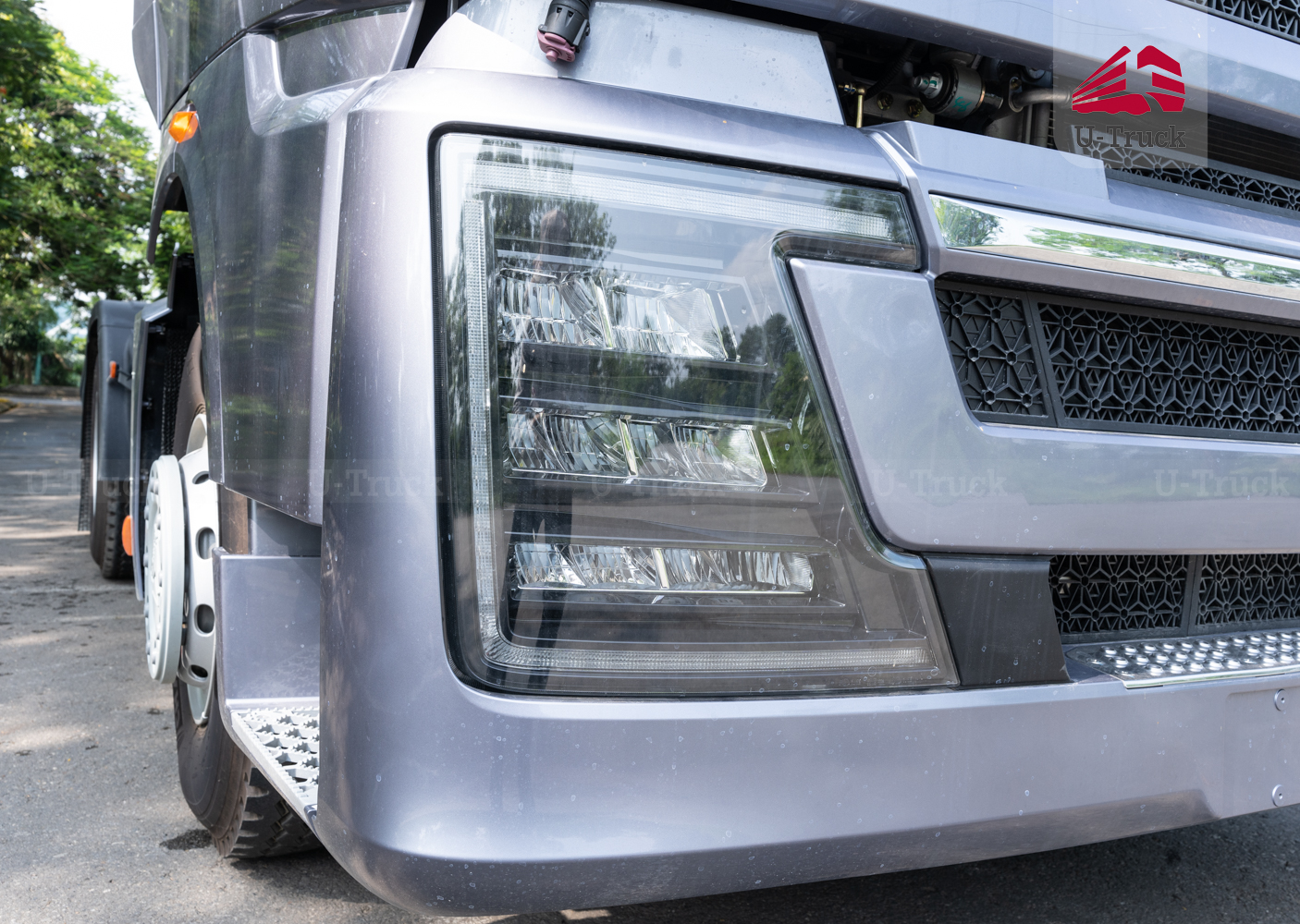 Xe đầu kéo HOWO TH7 LX 460 cầu dầu