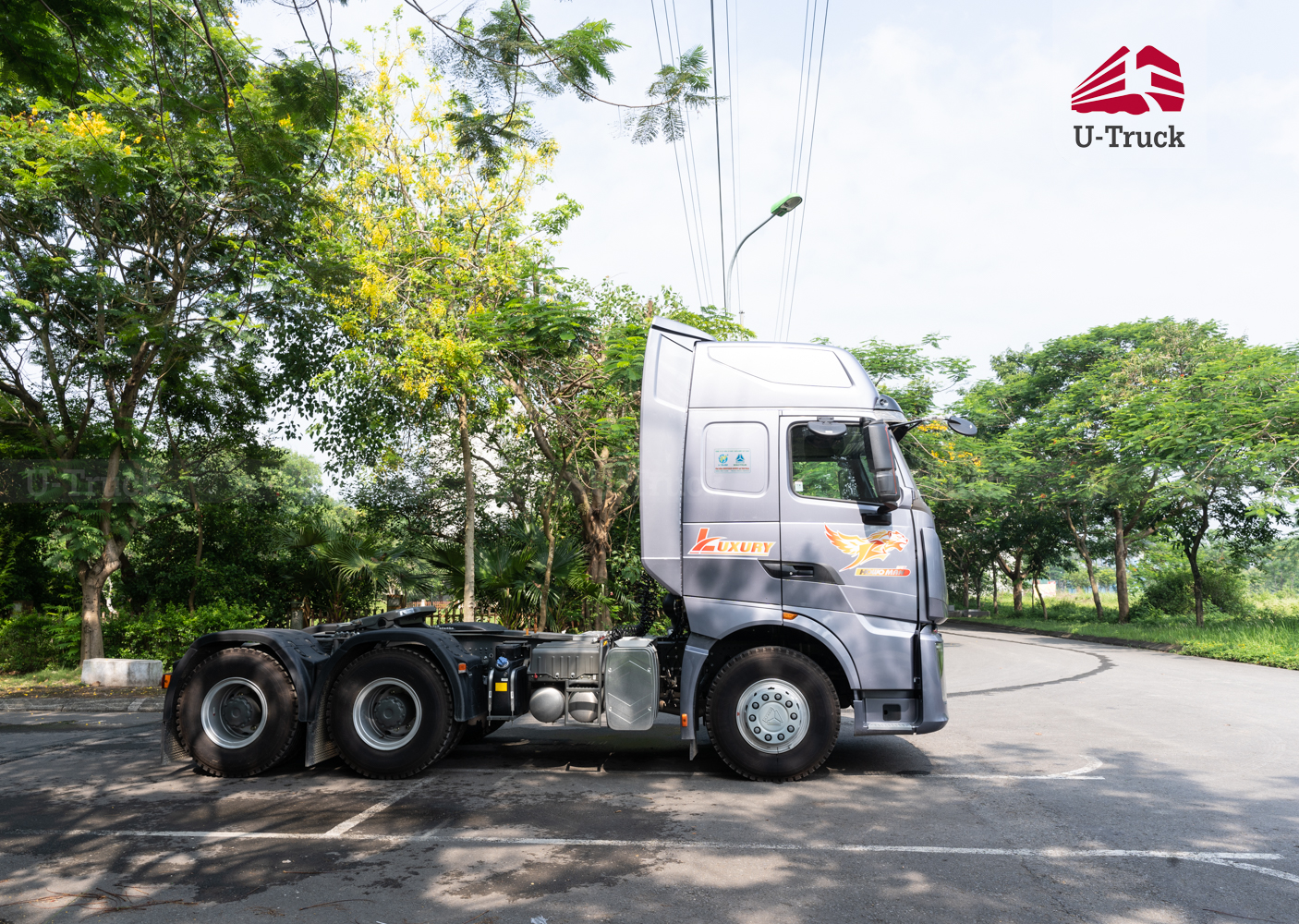 Xe đầu kéo HOWO TH7 LX 460 cầu dầu