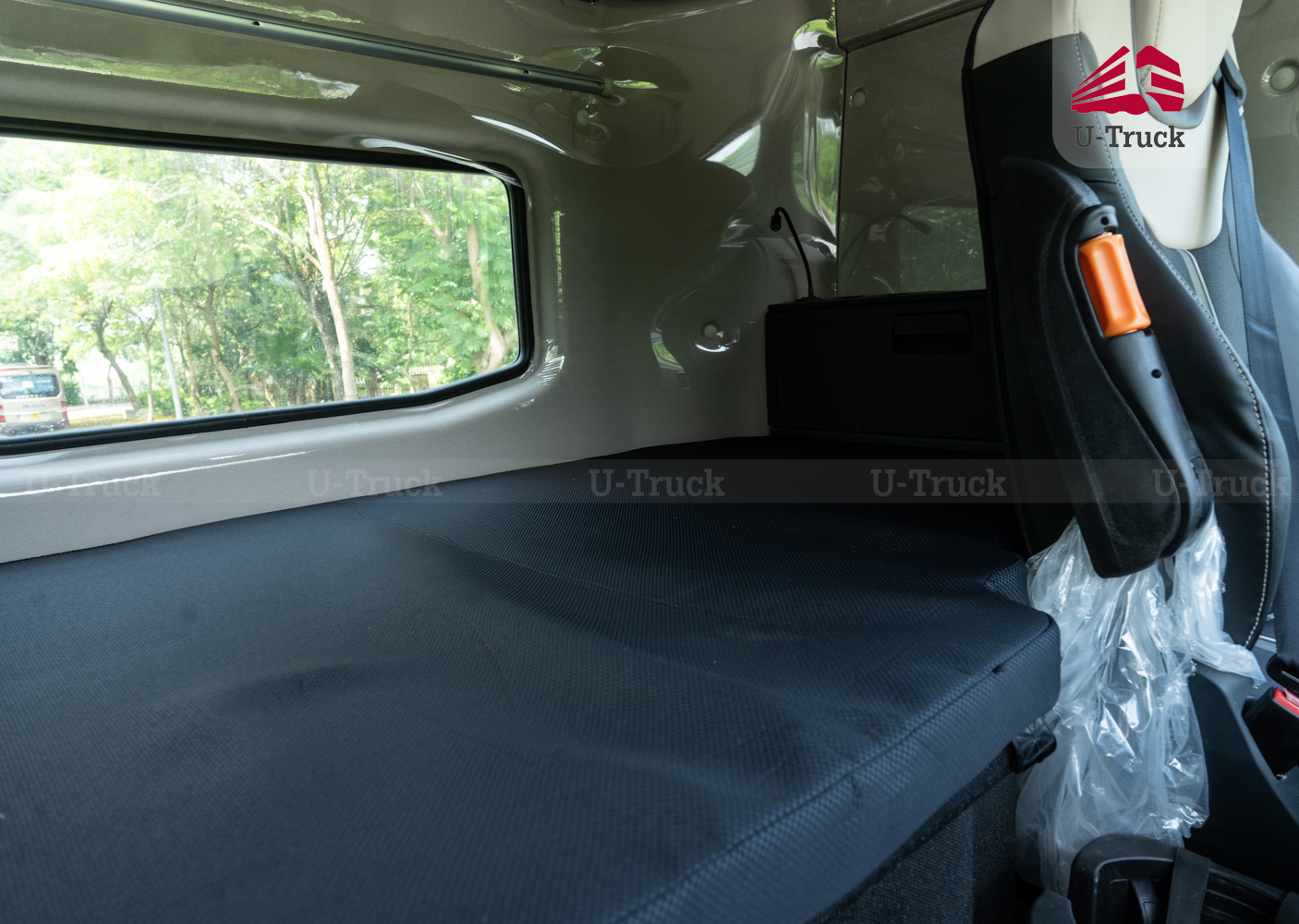 Xe đầu kéo HOWO TH7 LX 460 cầu dầu