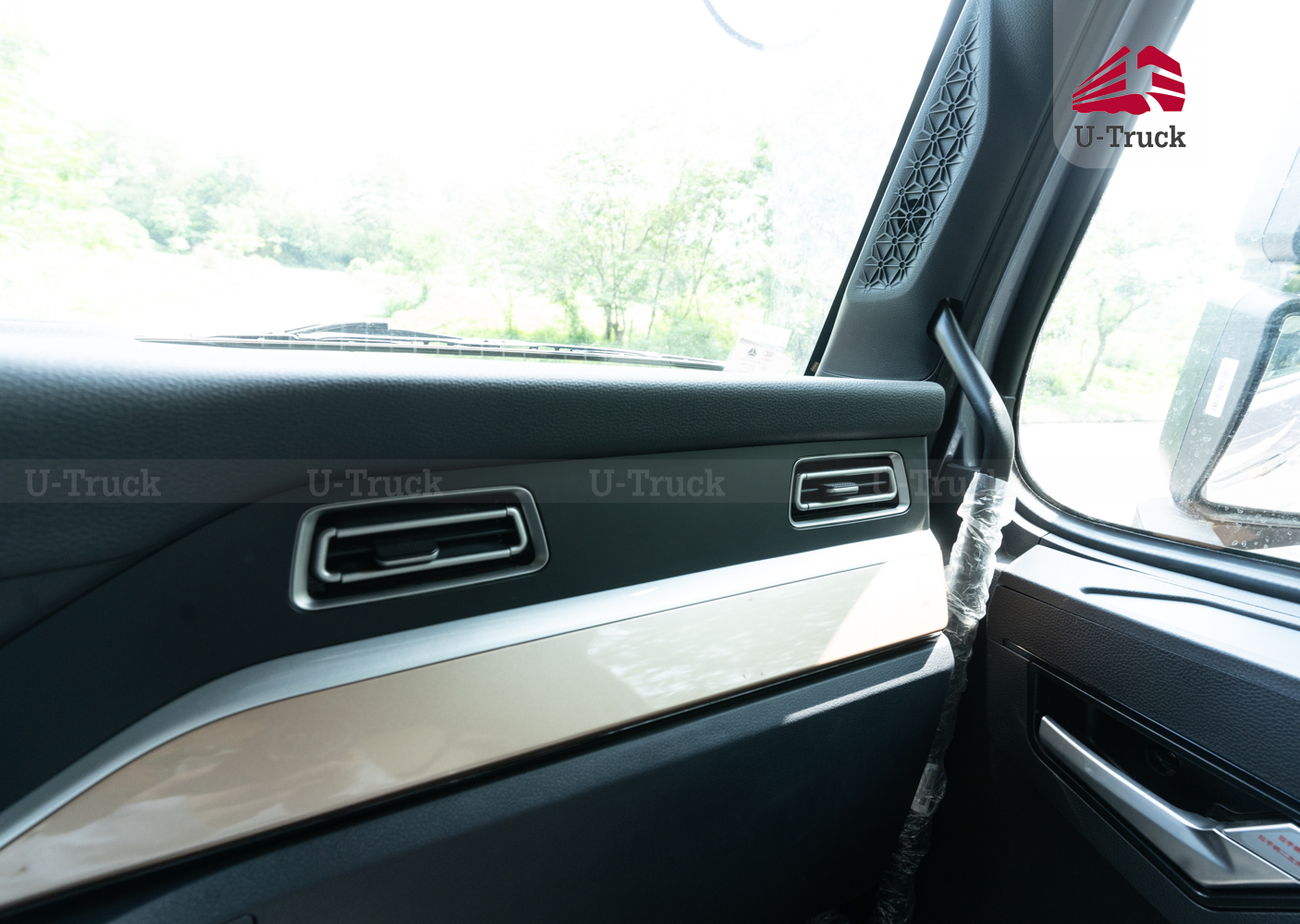 Xe đầu kéo HOWO TH7 LX 460 cầu dầu