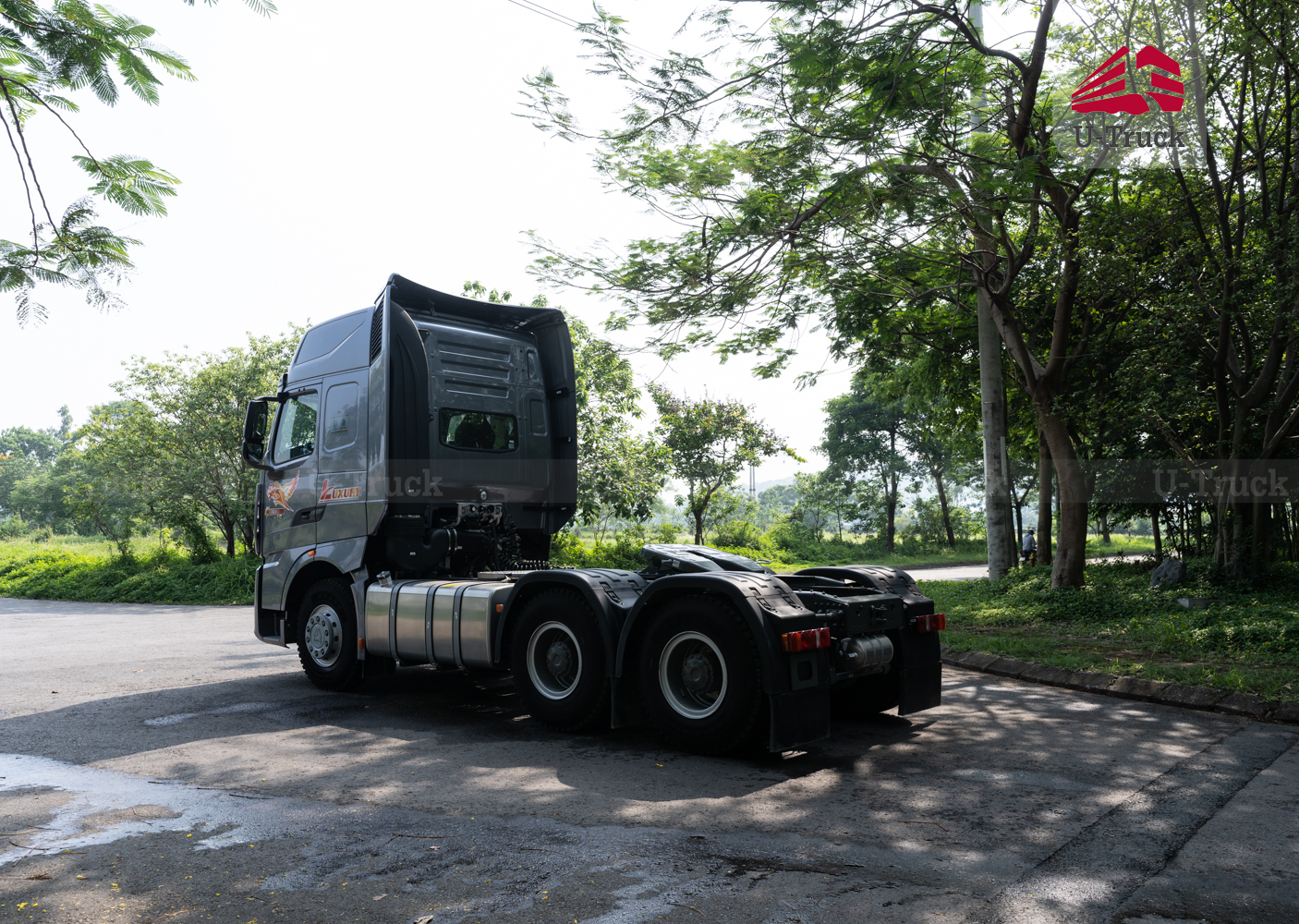 Xe đầu kéo HOWO TH7 LX 460 cầu dầu