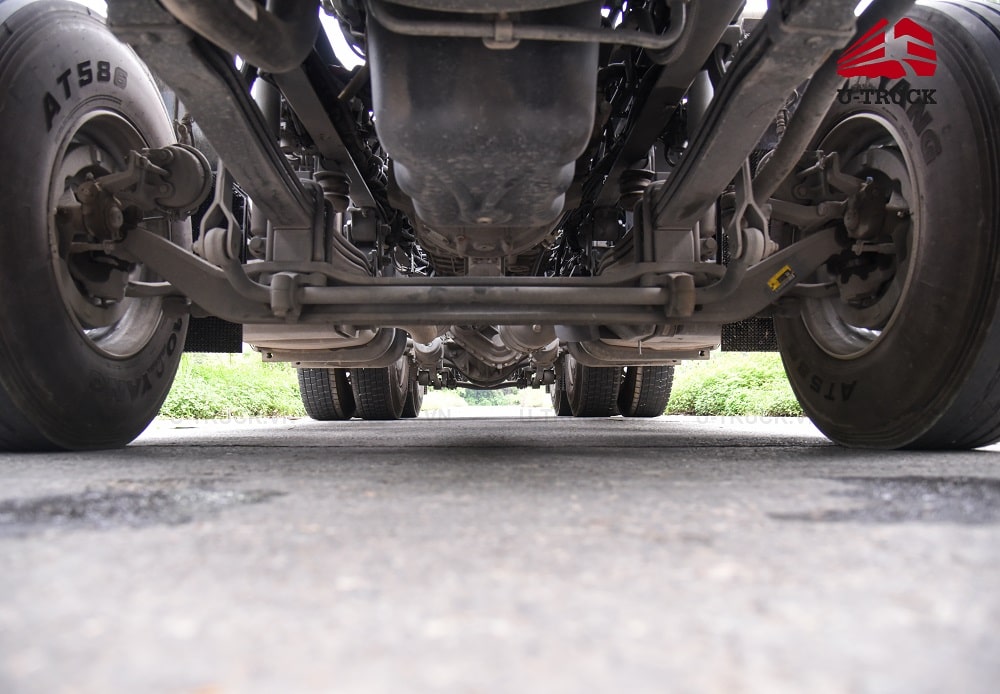 Xe đầu kéo HOWO TS7 Cầu láp – Thiết kế mới – Chuẩn mực mới