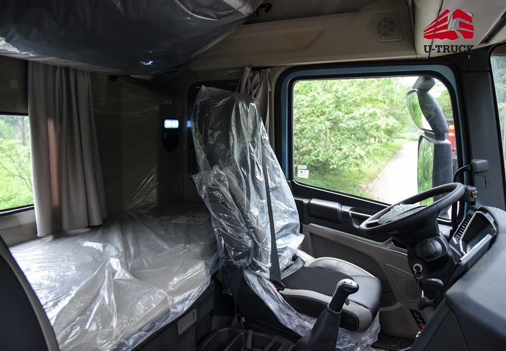 Xe đầu kéo HOWO TS7 Cầu láp – Thiết kế mới – Chuẩn mực mới