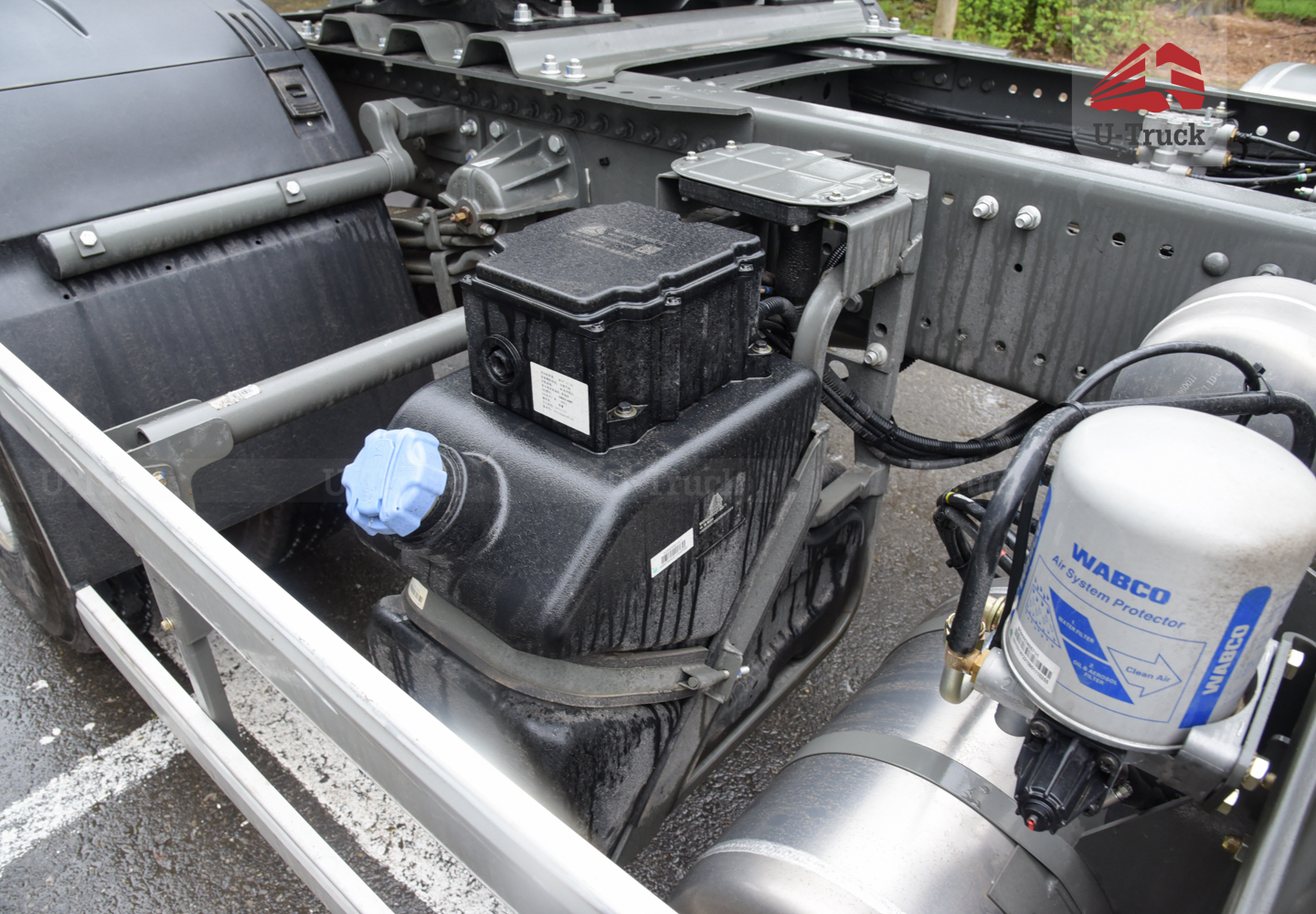 Xe đầu kéo HOWO NX 310 cầu láp