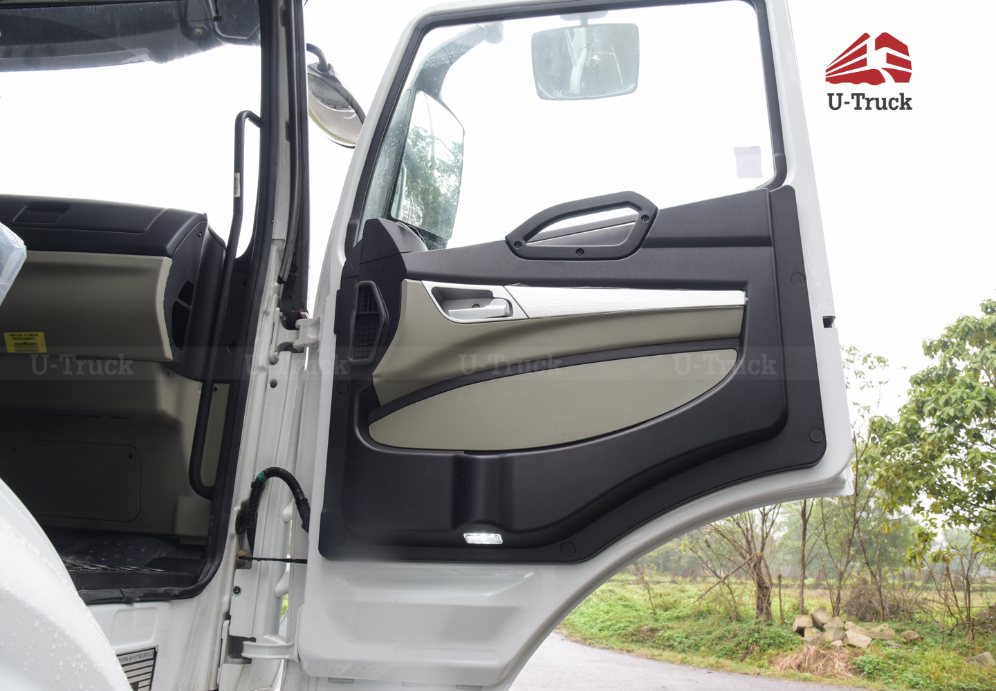 Xe đầu kéo HOWO NX 310 cầu láp